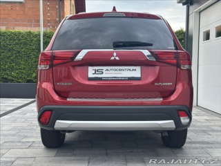 Mitsubishi Outlander 2,2 DI-D 150PS Intense+ 2018