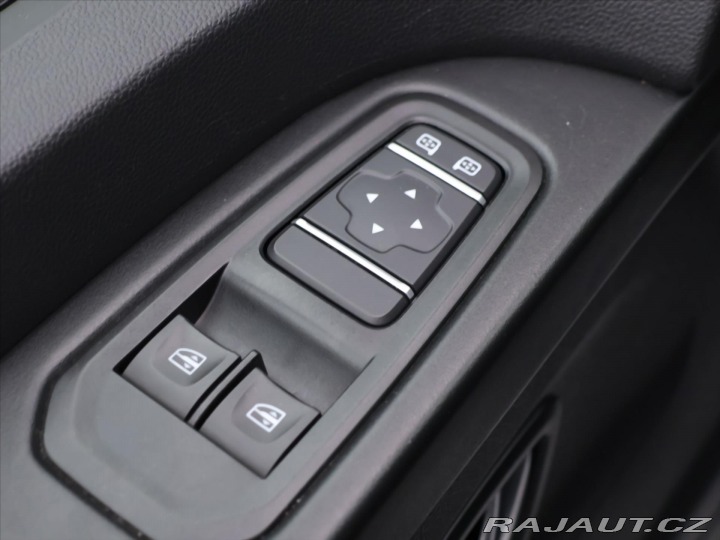 Renault Trafic 2,0 dCi 150k CZ L2 5-Míst 2022