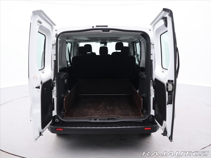 Renault Trafic 2,0 dCi 150k CZ L2 5-Míst 2022