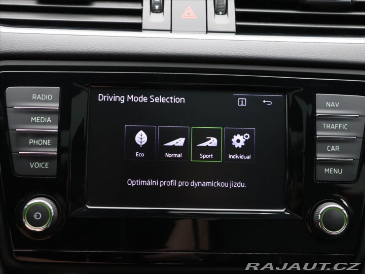Škoda Octavia 2,0 TSI DSG RS230 CZ Chal 2016