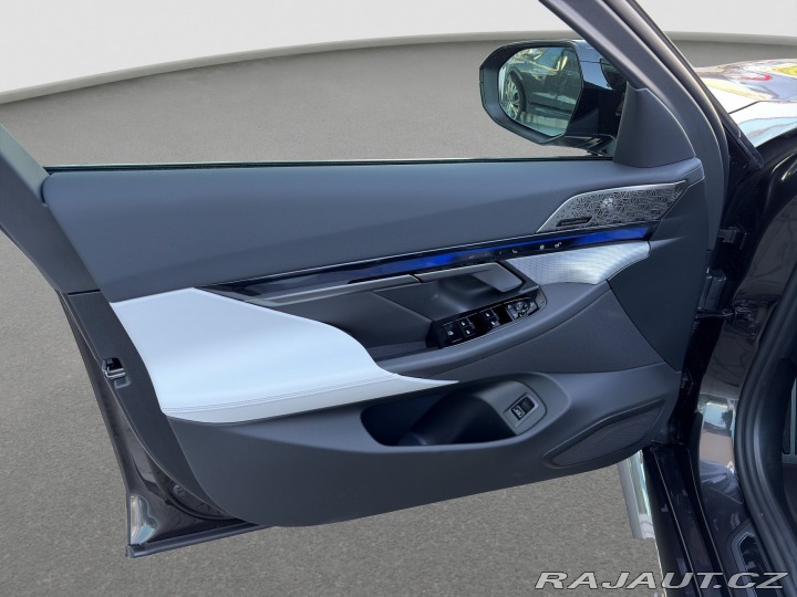 BMW M5 Touring 2026