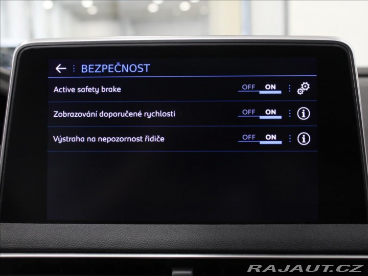 Peugeot 5008 1,2 PT 96kW AT Pano.Paměť 2018