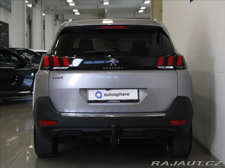 Peugeot 5008 1,2 PT 96kW AT Pano.Paměť 2018