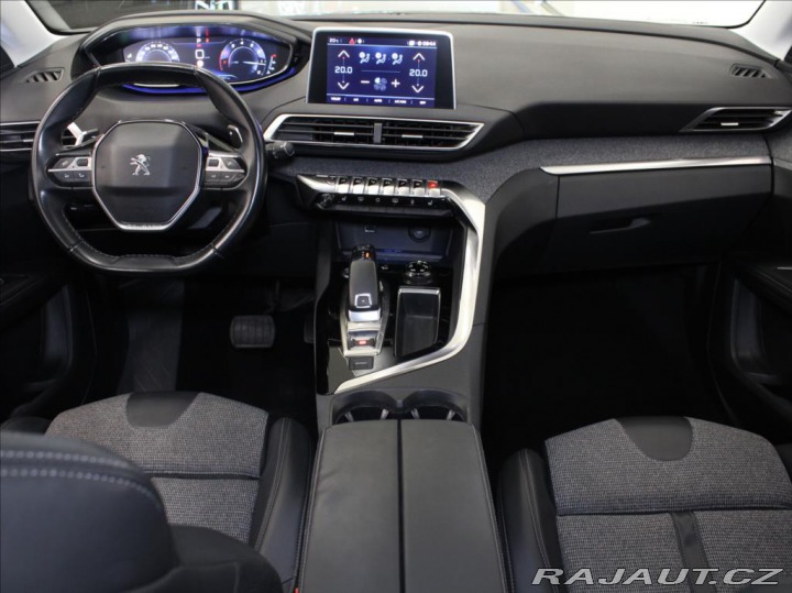 Peugeot 5008 1,2 PT 96kW AT Pano.Paměť 2018