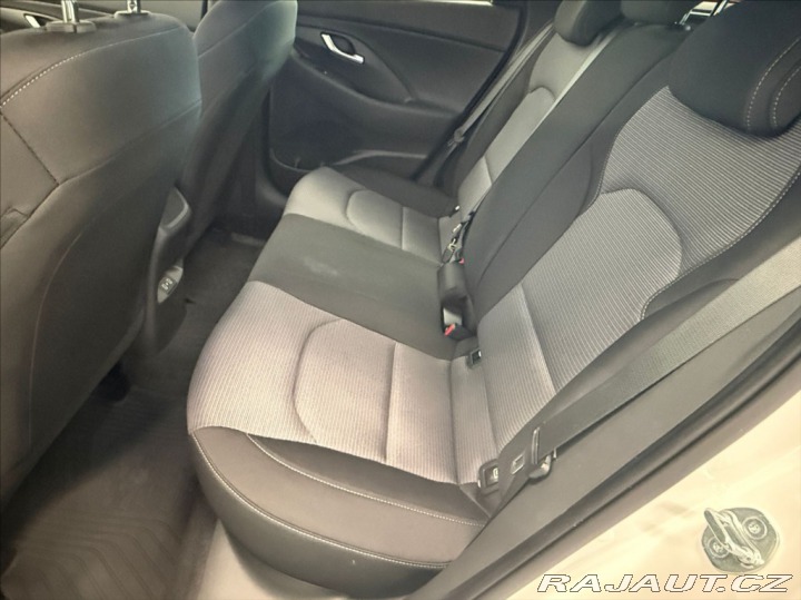 Hyundai i30 1,5 TGDI SMART CLIMA 3390 2025
