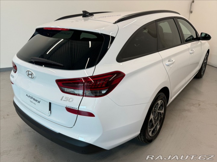 Hyundai i30 1,5 TGDI SMART CLIMA 3390 2025