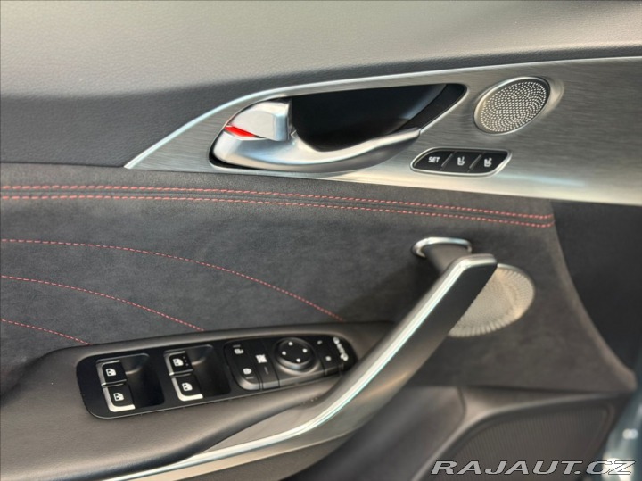 Kia Stinger 3,3 GT V6 269KW 2022