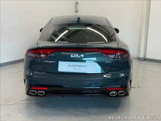 Kia Stinger 3,3 GT V6 269KW 2022