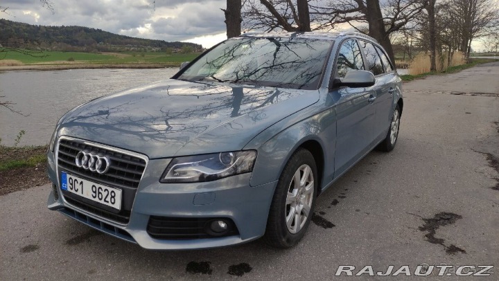 Audi A4 Avant 2,0   B8 2011