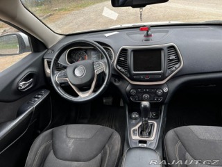Jeep Cherokee 2,0   183 557km, + letní 2015