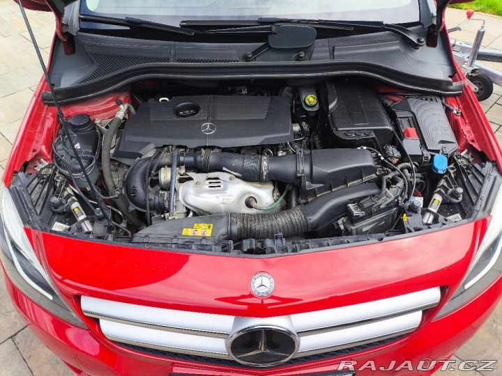 Mercedes-Benz Ostatní modely 1,6   W246 90kW benzín ma 1800