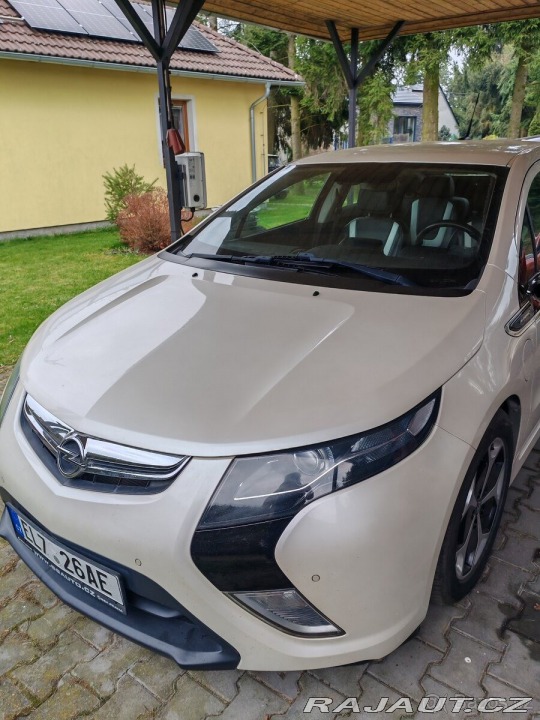 Opel Ostatní modely Ampera 1,4 Plug-Hybrid 2013