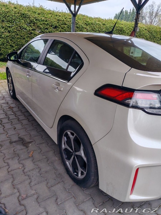 Opel Ostatní modely Ampera 1,4 Plug-Hybrid 2013
