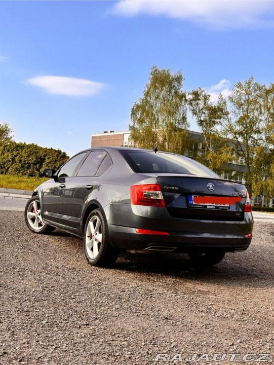 Škoda Octavia 1,6 Super stav 2015