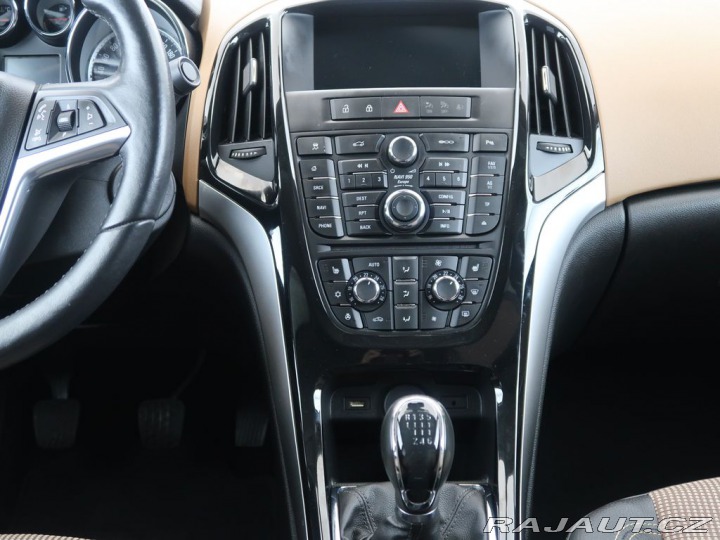 Opel Astra Cosmo,1.6CDTI,100KW,AC,NA 2015