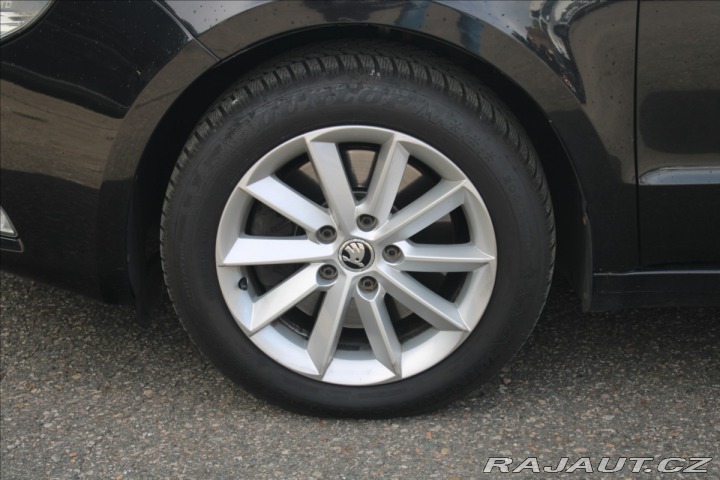 Škoda Superb 2,0 TDi 125kW DSG Combi 1800