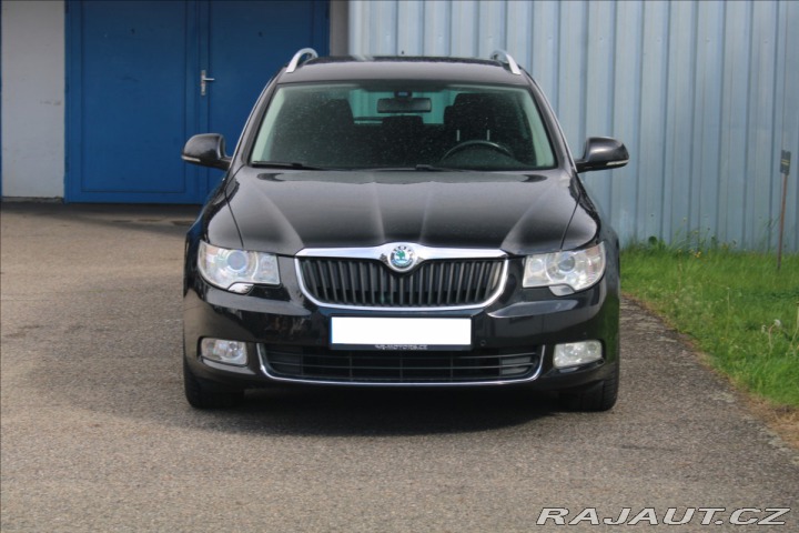 Škoda Superb 2,0 TDi 125kW DSG Combi 1800