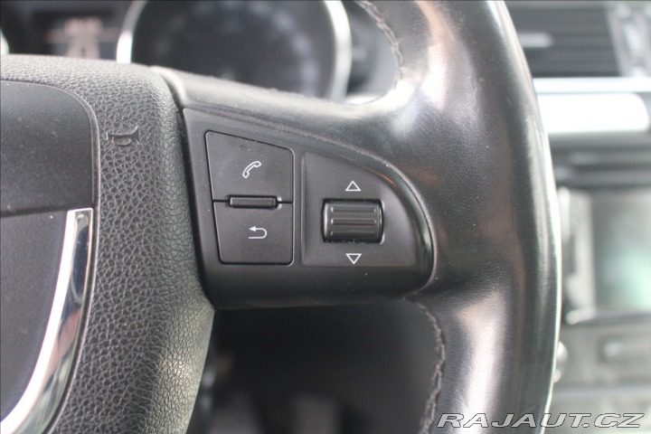 Škoda Superb 2,0 TDi 125kW DSG Combi 1800