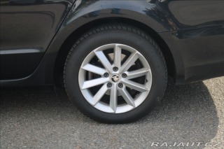 Škoda Superb 2,0 TDi 125kW DSG Combi 1800
