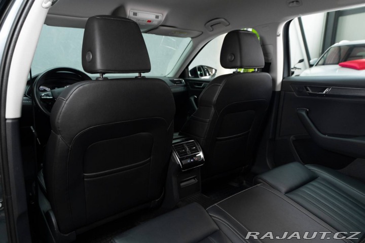 Škoda Superb Combi  2.0 TDI SCR Style 2020