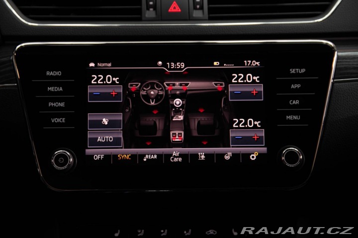 Škoda Superb Combi  2.0 TDI SCR Style 2020