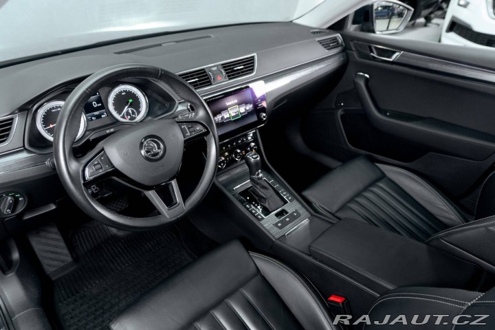 Škoda Superb Combi  2.0 TDI SCR Style 2020