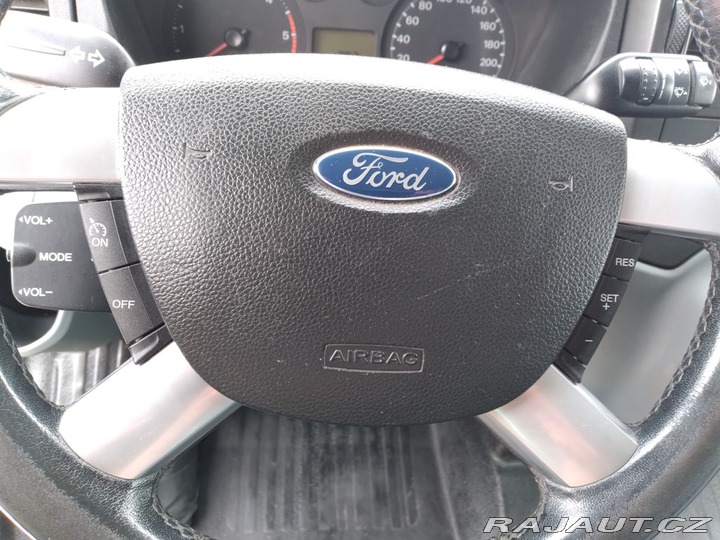 Ford Transit Tourneo 2.2 TDCi 9 míst 2010