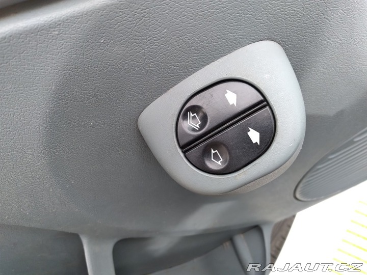Ford Transit 2.2 TDCi 9 míst KLIMA 2010