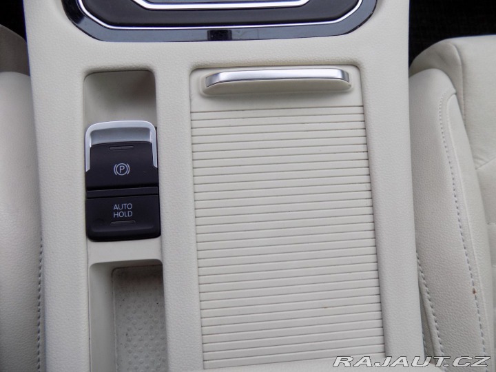 Volkswagen Passat 2.0TDI/DSG/4x4/NAVI/LED/Č 2017