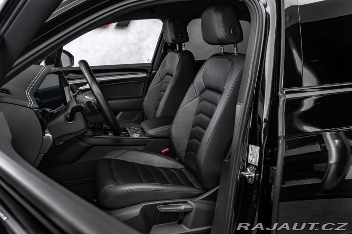 Volkswagen Touareg 210kW R-Line 4M IQ.Light 2019