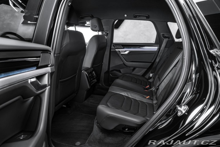 Volkswagen Touareg 210kW R-Line 4M IQ.Light 2019