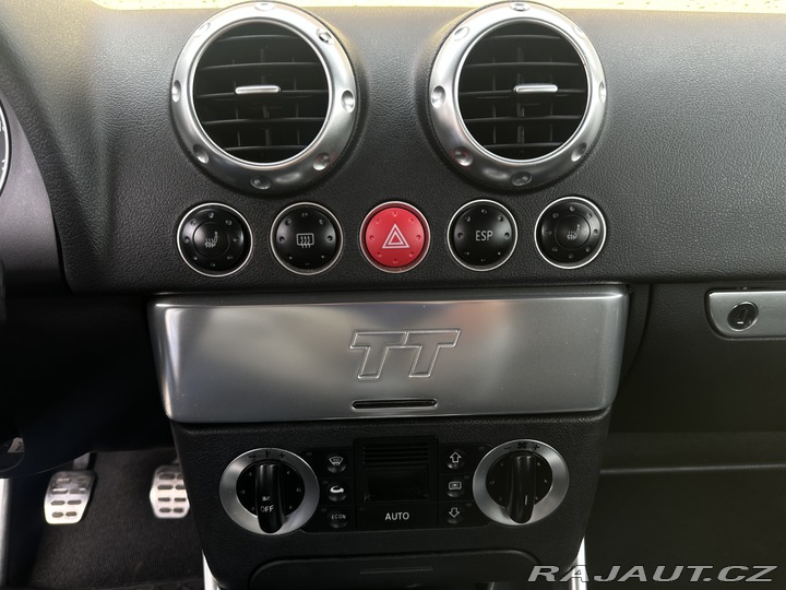 Audi TT 1.8T 132kW/EkoZaplaceno/V 2000