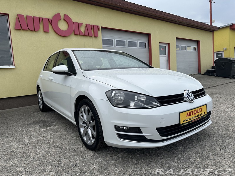 Volkswagen Golf 2.0TDI DSG/110kW/1MAJ/Tem