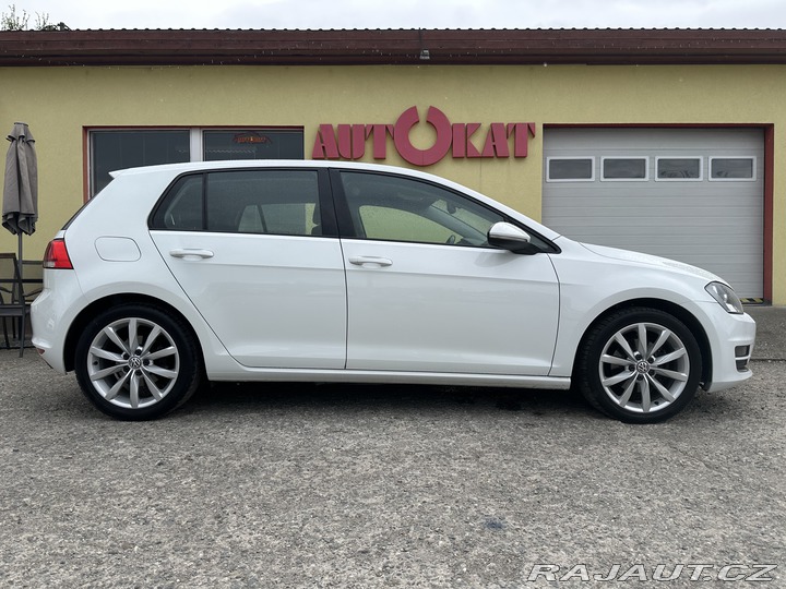 Volkswagen Golf 2.0TDI DSG/110kW/1MAJ/Tem 2015