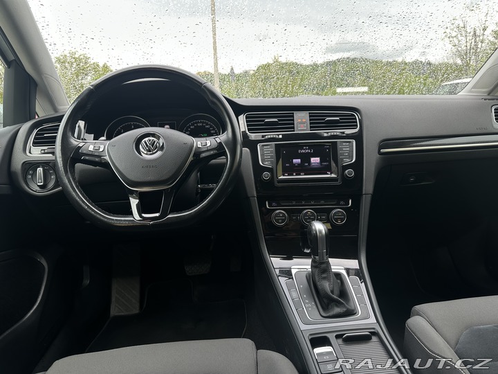 Volkswagen Golf 2.0TDI DSG/110kW/1MAJ/Tem 2015