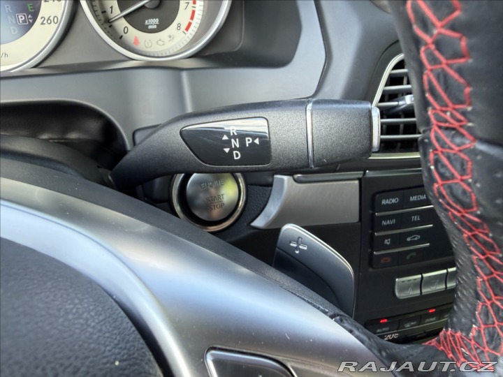 Mercedes-Benz E 4,7   500 AMG V8 2015