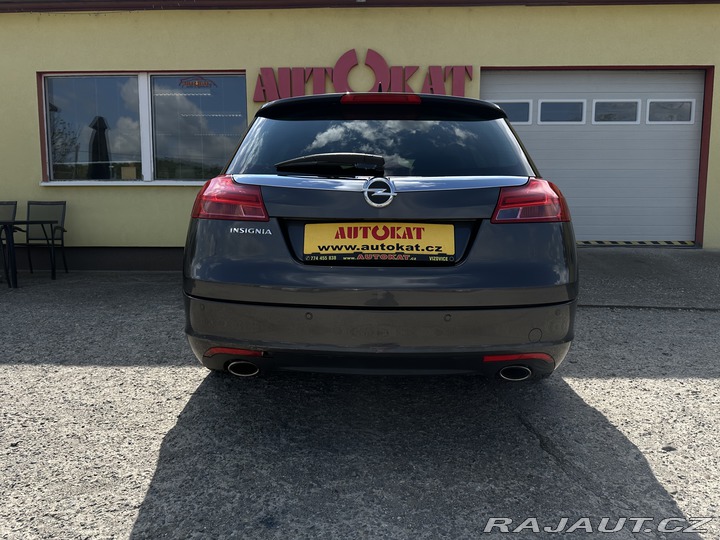Opel Insignia 1.6i 132kW/Tempomat/ParkS 2010