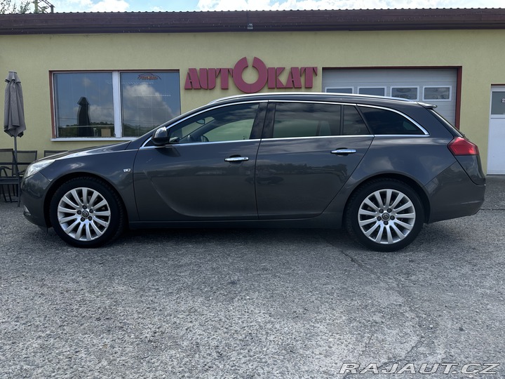 Opel Insignia 1.6i 132kW/Tempomat/ParkS 2010