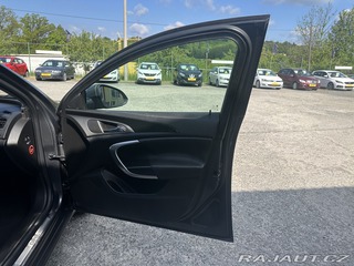 Opel Insignia 1.6i 132kW/Tempomat/ParkS 2010