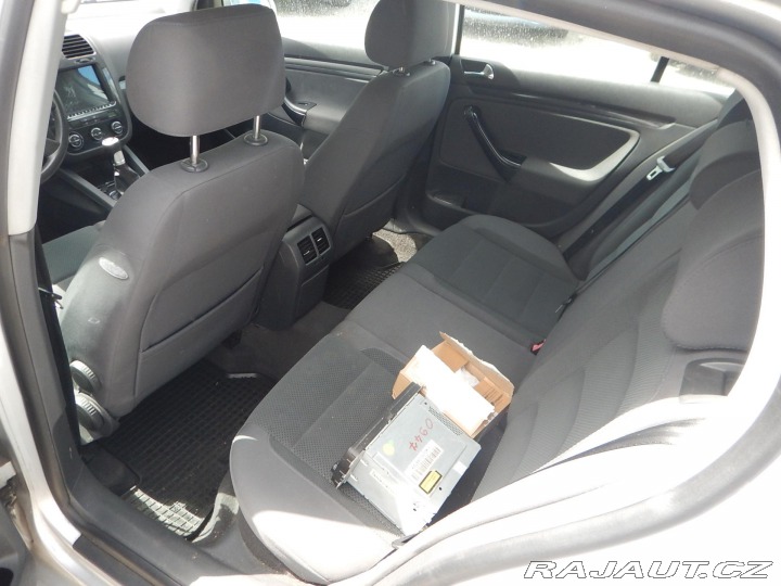 Volkswagen Golf V 1.4i, 55 kW, DIGIKLIMA 2003