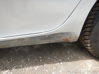 Volkswagen Golf V 1.4i, 55 kW, DIGIKLIMA 2003