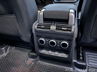 Land Rover Defender D250 MY23 2022