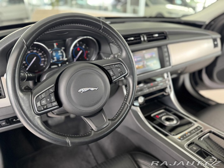 Jaguar XF 20d AUT*132kW*Kam*19&quot 2016