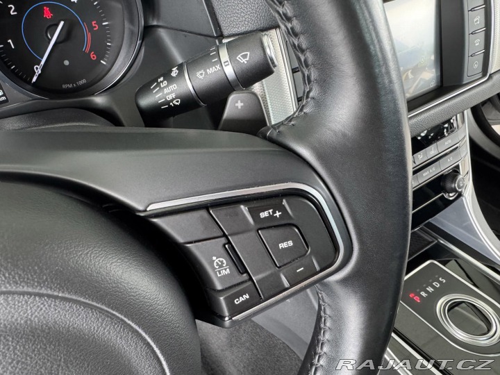 Jaguar XF 20d AUT*132kW*Kam*REZERVA 2016