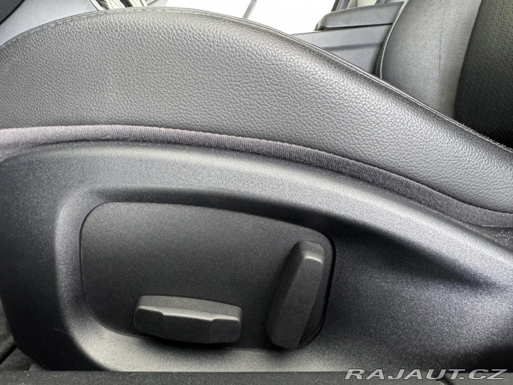 Jaguar XF 20d AUT*132kW*Kam*REZERVA 2016