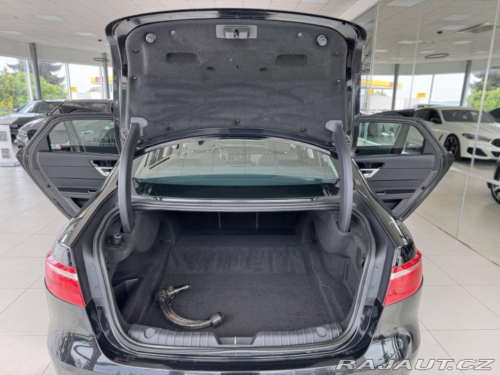 Jaguar XF 20d AUT*132kW*Kam*19&quot 2016