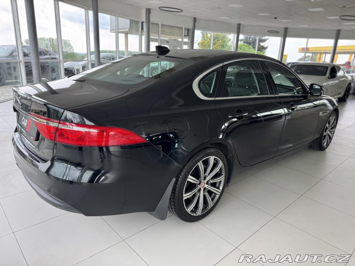 Jaguar XF 20d AUT*132kW*Kam*REZERVA 2016