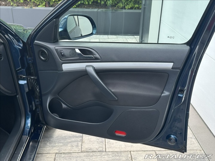 Škoda Octavia 1,8 TSI 152PS II FL Fami 2012