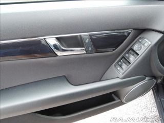 Mercedes-Benz C 2,2 CDi Aut. Wabasto 2009