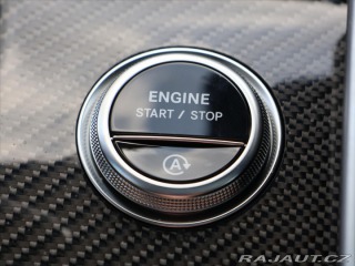 Mercedes-Benz CLE 2,0 300 4Matic AMG Premiu 2025